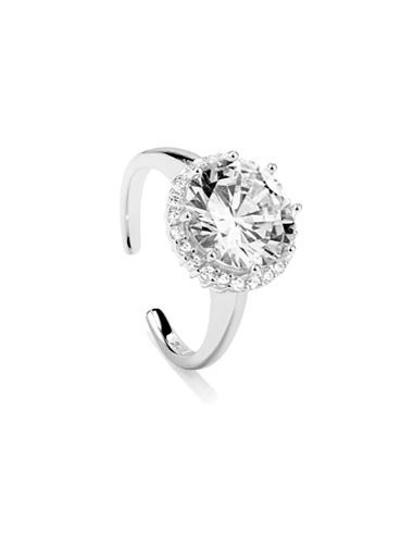 RY000209 Radiant First Class Ring: Glamor and Shine in Every Detail