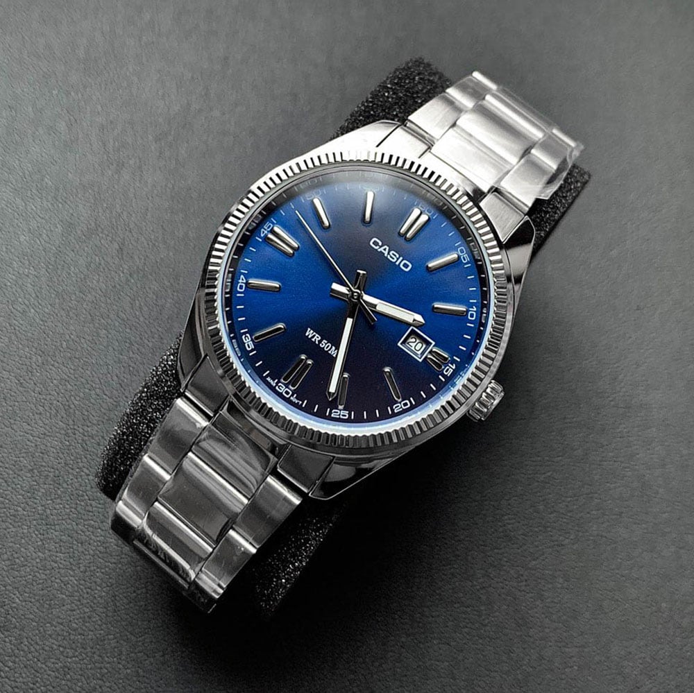 Detail Blue Casio Watch